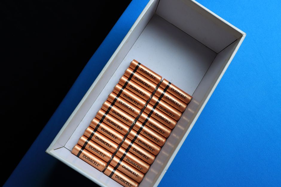 Domáca batéria LiFePO4 10,2 kWh na stene technickej miestnosti
