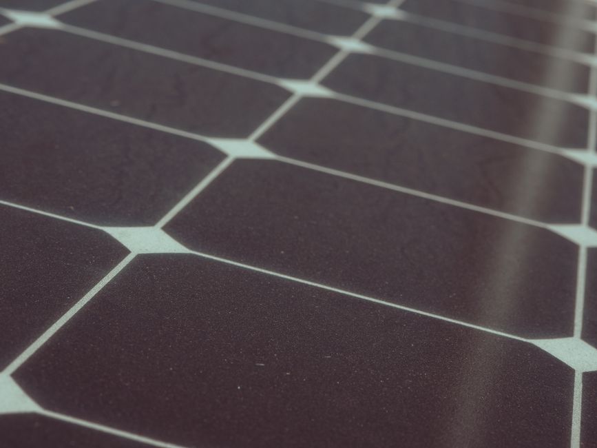 Celočierny monokryštalický fotovoltaický panel 445 Wp